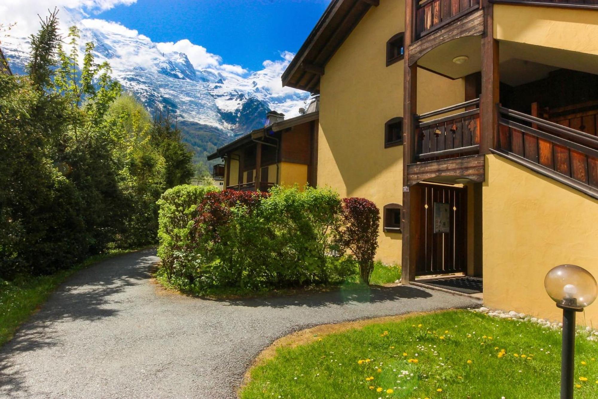 Les Capucins - Calm - Mont-Blanc - Lake Gaillland Chamonix Exteriör bild