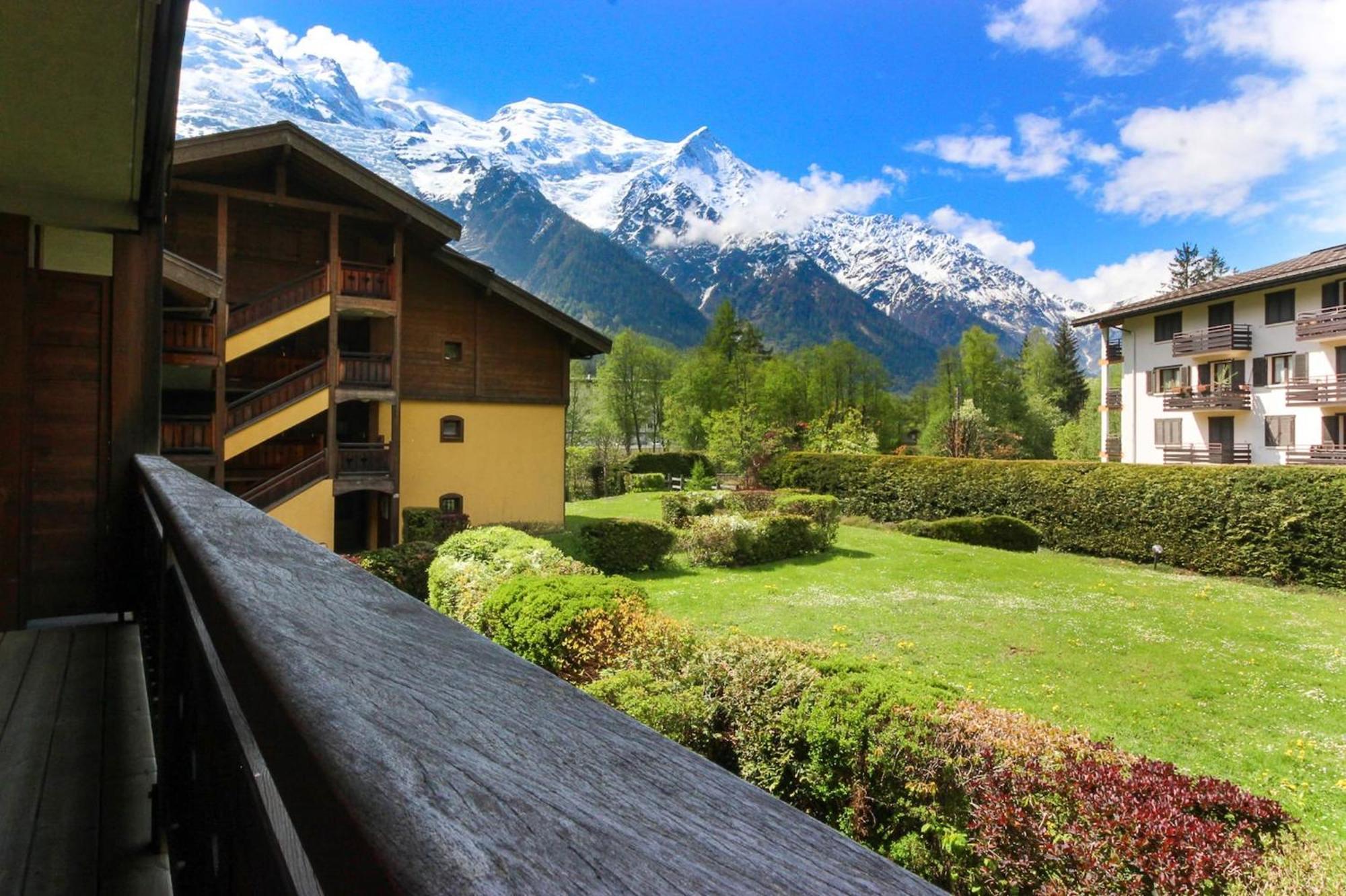 Les Capucins - Calm - Mont-Blanc - Lake Gaillland Chamonix Exteriör bild